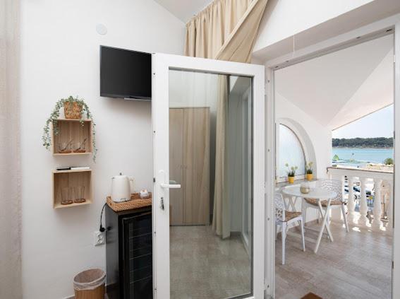 Apartments And Rooms Jakic Medulin Extérieur photo